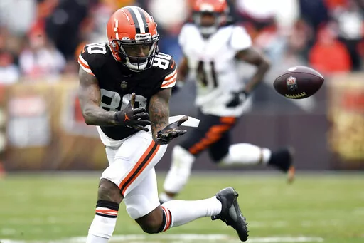 Cleveland Browns wide receiver Jarvis Landry (80) makes a catch during the first half of an NFL football game against the Cincinnati Bengals, Jan. 9, 2022, in Cleveland. Free agent Landry, a five-time Pro Bowler, is joining the New Orleans Saints. The eight-year veteran confirmed the move on Twitter on Friday, May 13, 2022. (AP Photo/Nick Cammett, File)