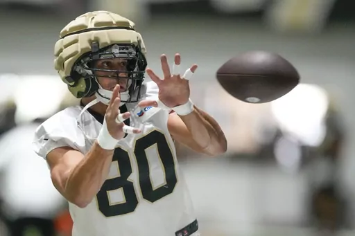 New Orleans Saints tight end Jimmy Graham (80) runs through drills at the NFL team's football training camp in Metairie, La., Friday, Aug. 4, 2023. (AP Photo/Gerald Herbert)